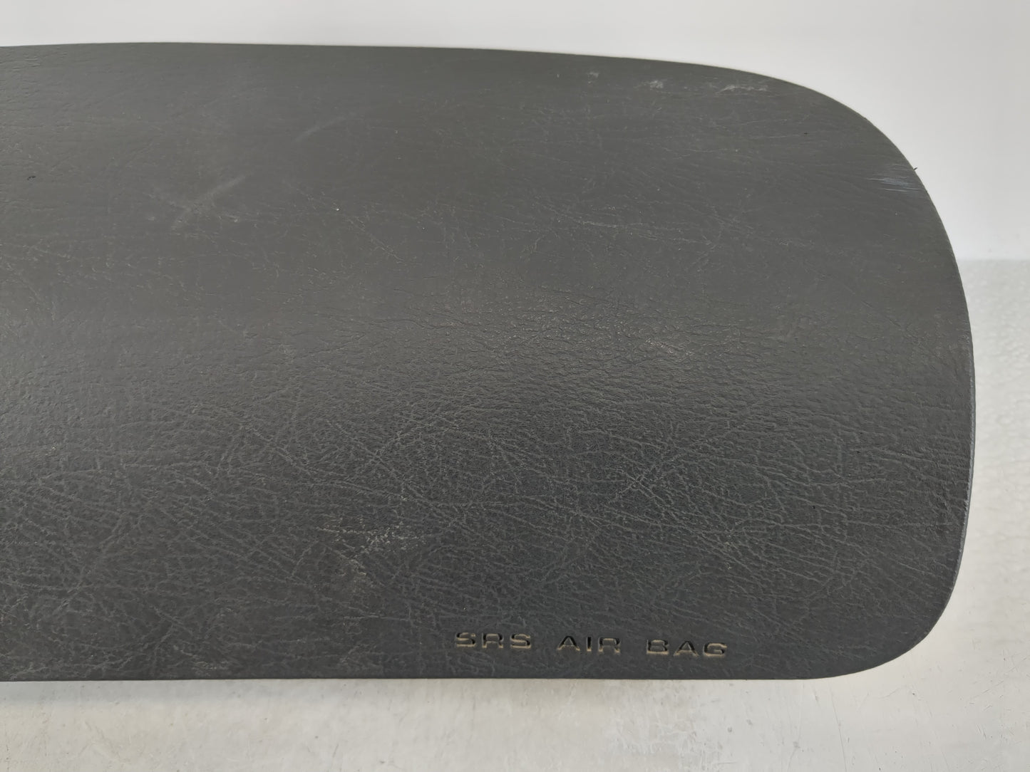 2000-2004 Kia Spectra Air Bag Passenger Right Dashboard OEM P/N:K2DJ 57 K50 Fits Fits 2000 2001 2002 2003 2004 OEM Used Auto