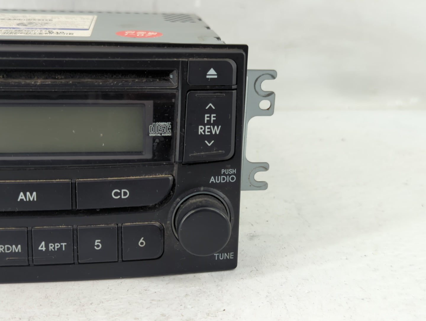 2004 Kia Spectra Radio AM FM Cd Player Receiver Replacement P/N:96150-2F100 Fits OEM Used Auto Parts - Oemusedautoparts1.com