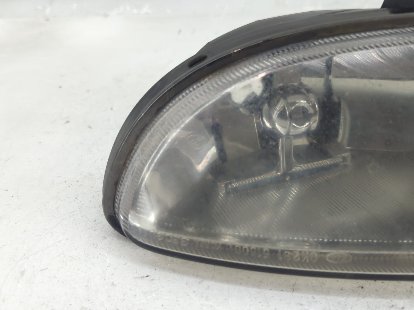 2002-2004 Kia Spectra Driver Left Oem Front Light Lamp - Oemusedautoparts1.com