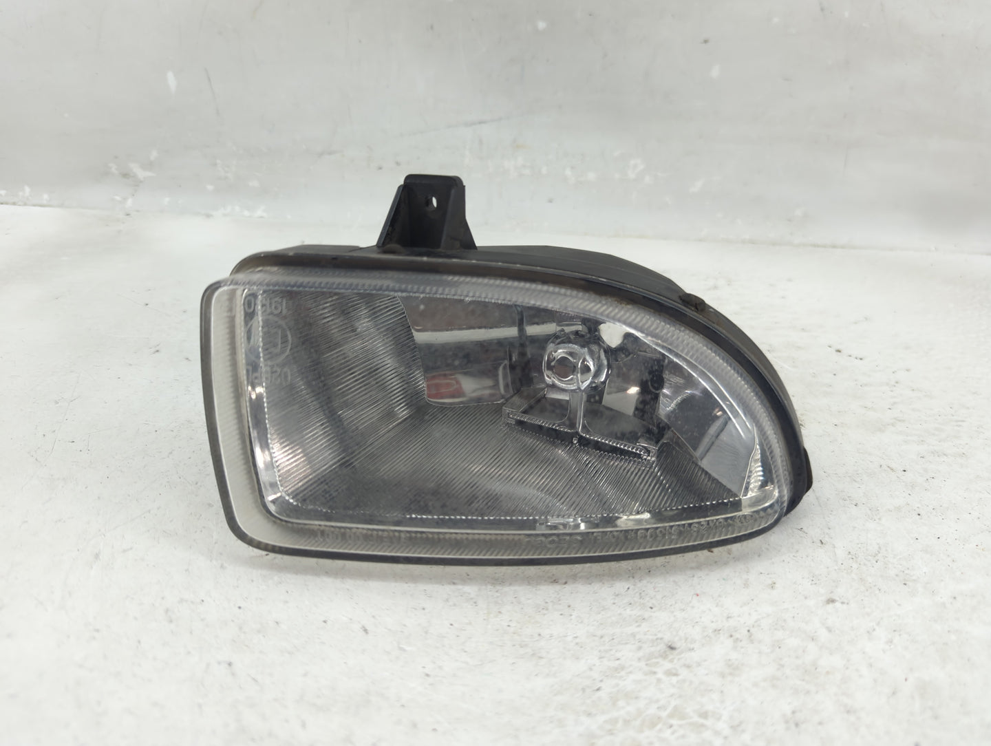 2002-2004 Kia Spectra Passenger Right Oem Fog Light Lamp - Oemusedautoparts1.com