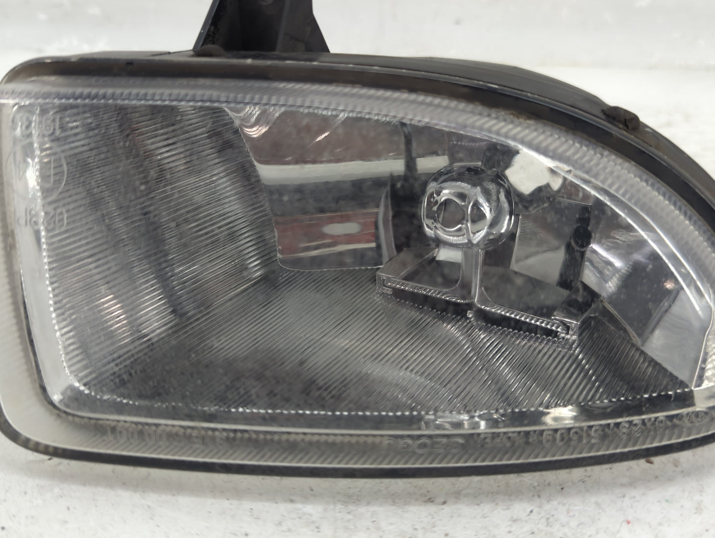 2002-2004 Kia Spectra Passenger Right Oem Fog Light Lamp - Oemusedautoparts1.com