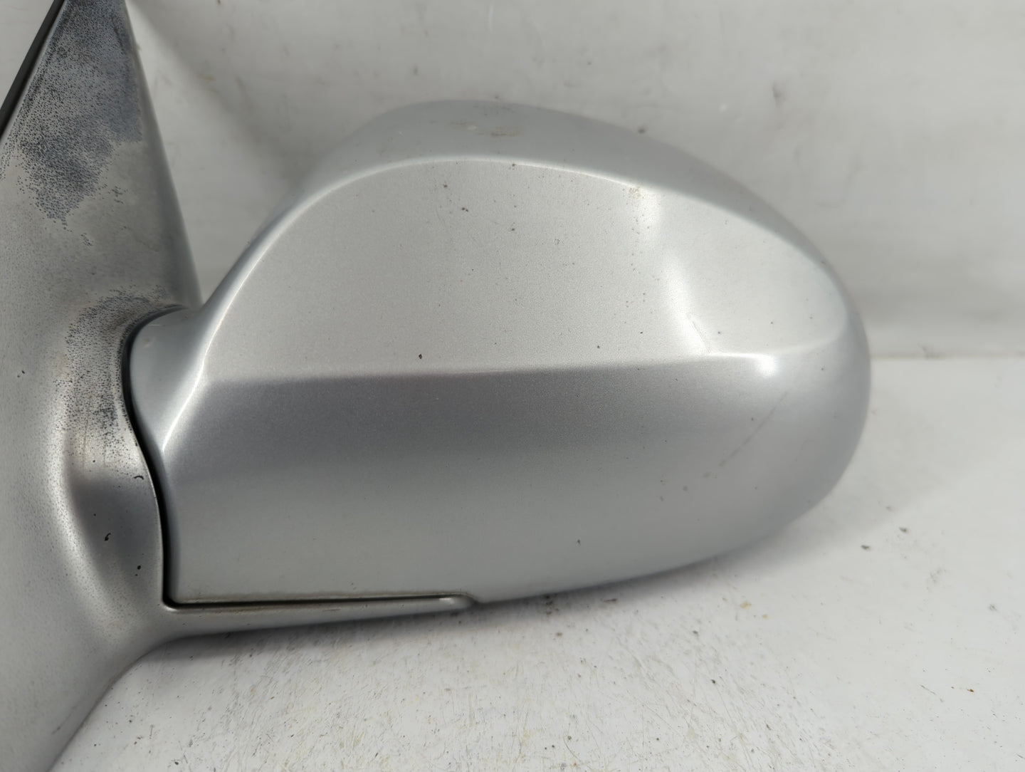 2002-2004 Kia Spectra Driver Left Side View Manual Door Mirror Silver - Oemusedautoparts1.com