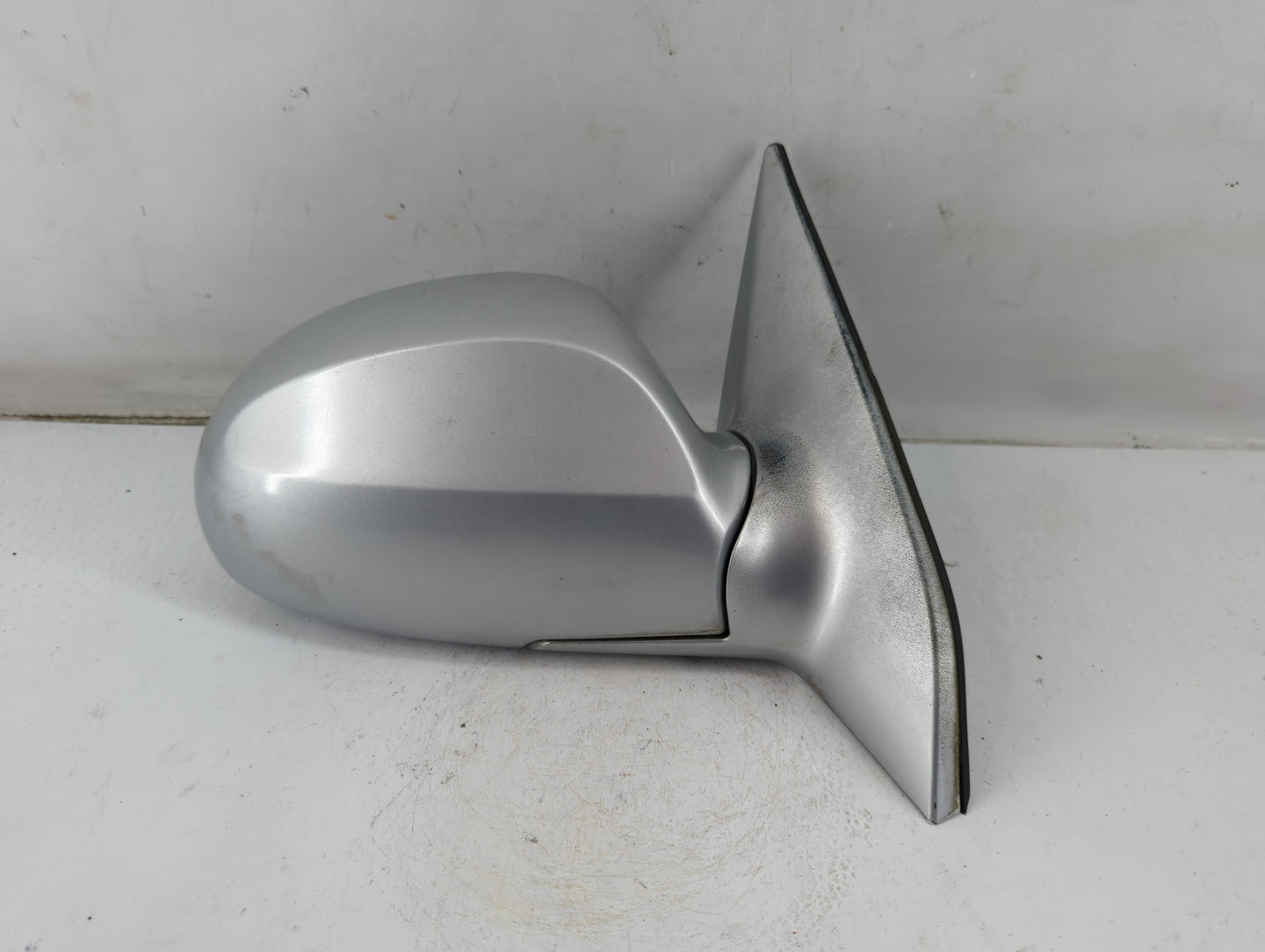 2002-2004 Kia Spectra Passenger Right Side View Manual Door Mirror Silver - Oemusedautoparts1.com
