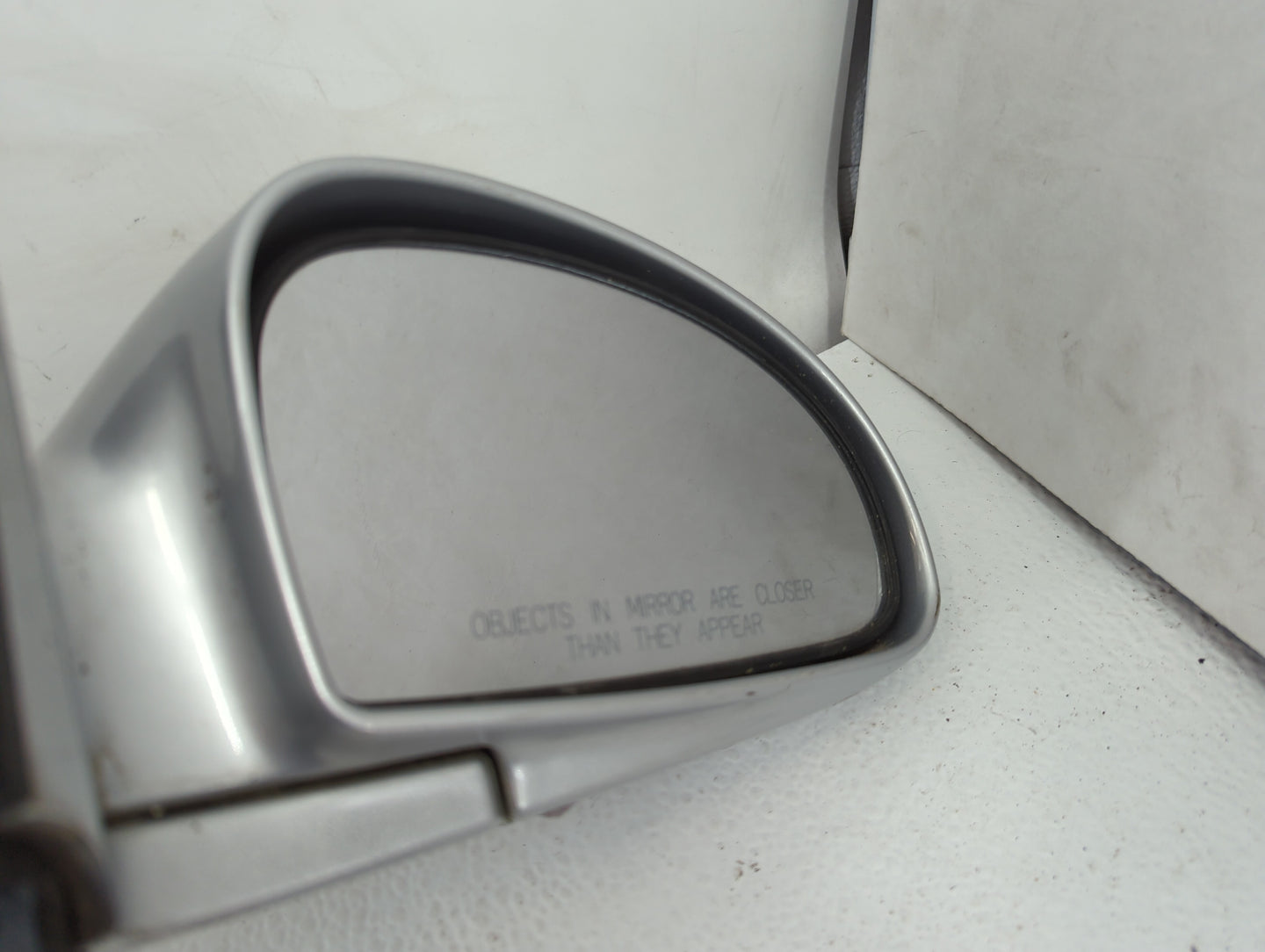 2002-2004 Kia Spectra Passenger Right Side View Manual Door Mirror Silver - Oemusedautoparts1.com
