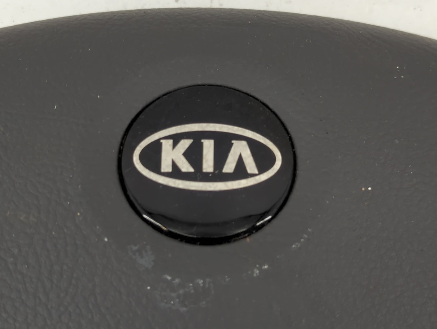 2004-2006 Kia Spectra Air Bag Driver Left Steering Wheel Mounted Fits Fits 2004 2005 2006 OEM Used Auto Parts - Oemusedautop