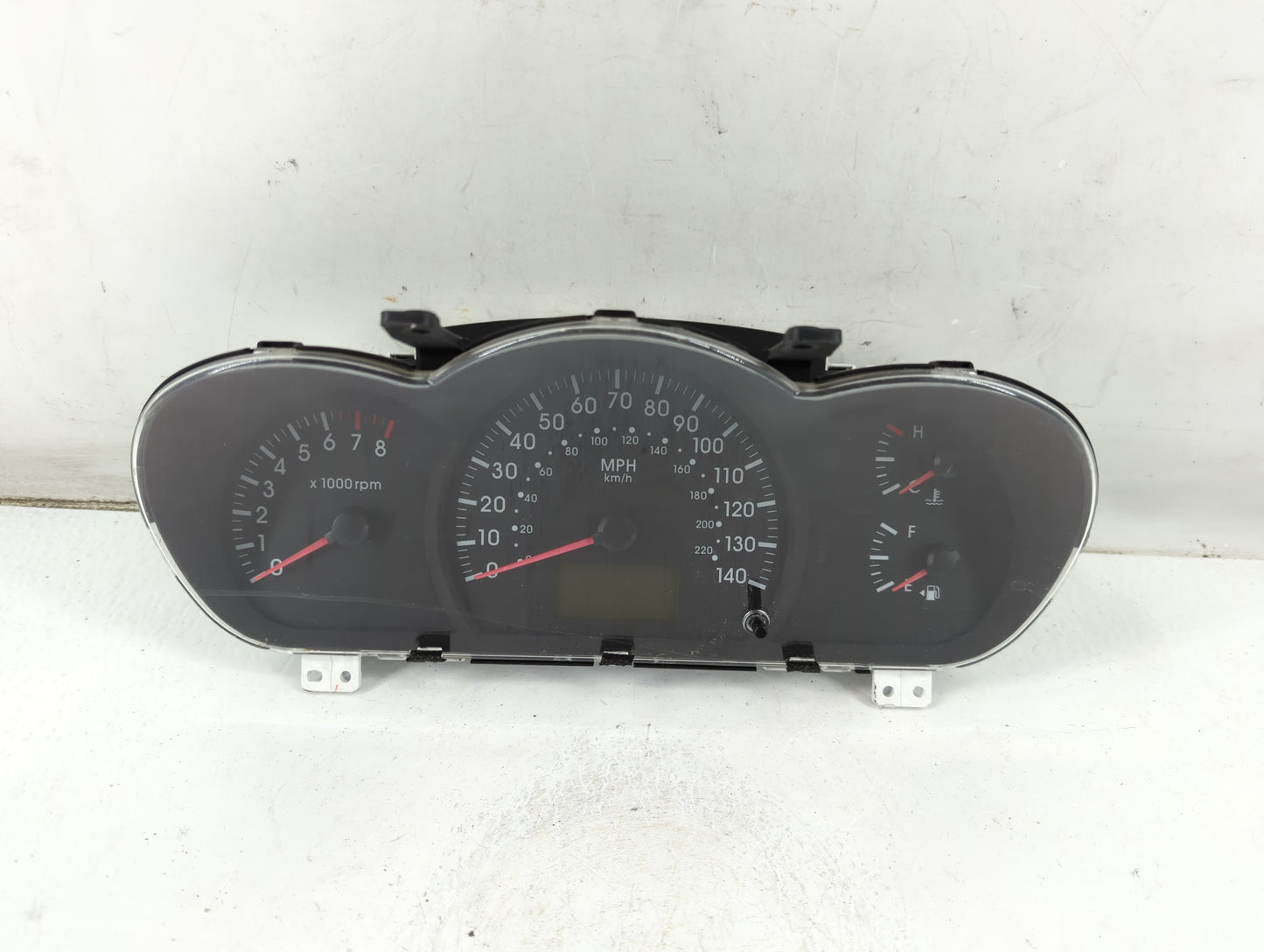 2004-2006 Kia Spectra Instrument Cluster Speedometer Gauges Miles:1K Fits Fits 2004 2005 2006 OEM Used Auto Parts - Oemuseda