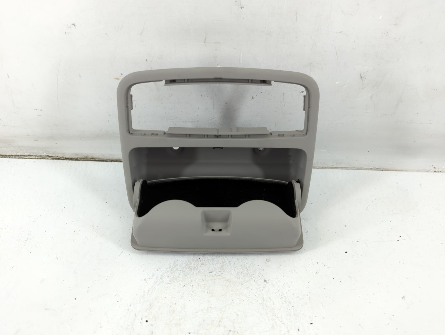 2004 Kia Spectra Overhead Roof Console Interior Dome Light - Oemusedautoparts1.com
