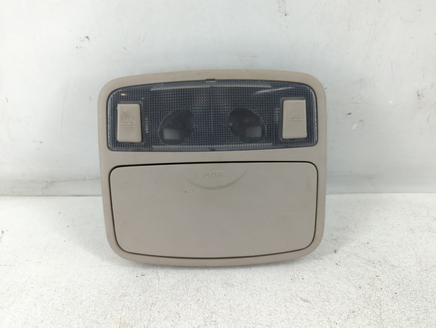 2004 Kia Spectra Overhead Roof Console - Oemusedautoparts1.com