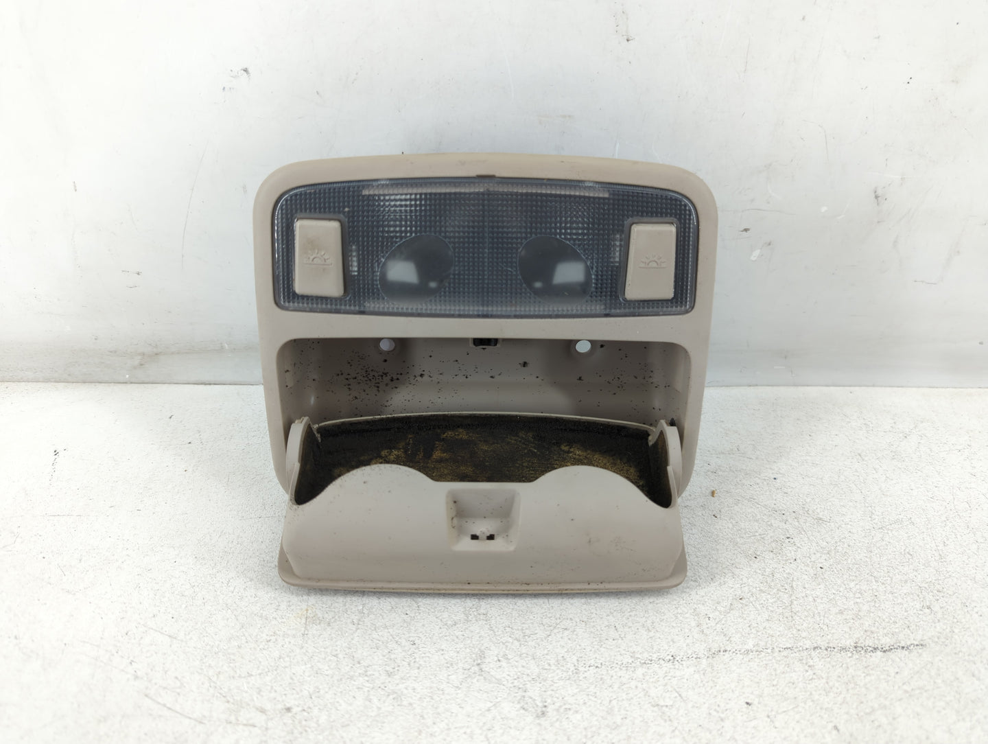 2004 Kia Spectra Overhead Roof Console - Oemusedautoparts1.com