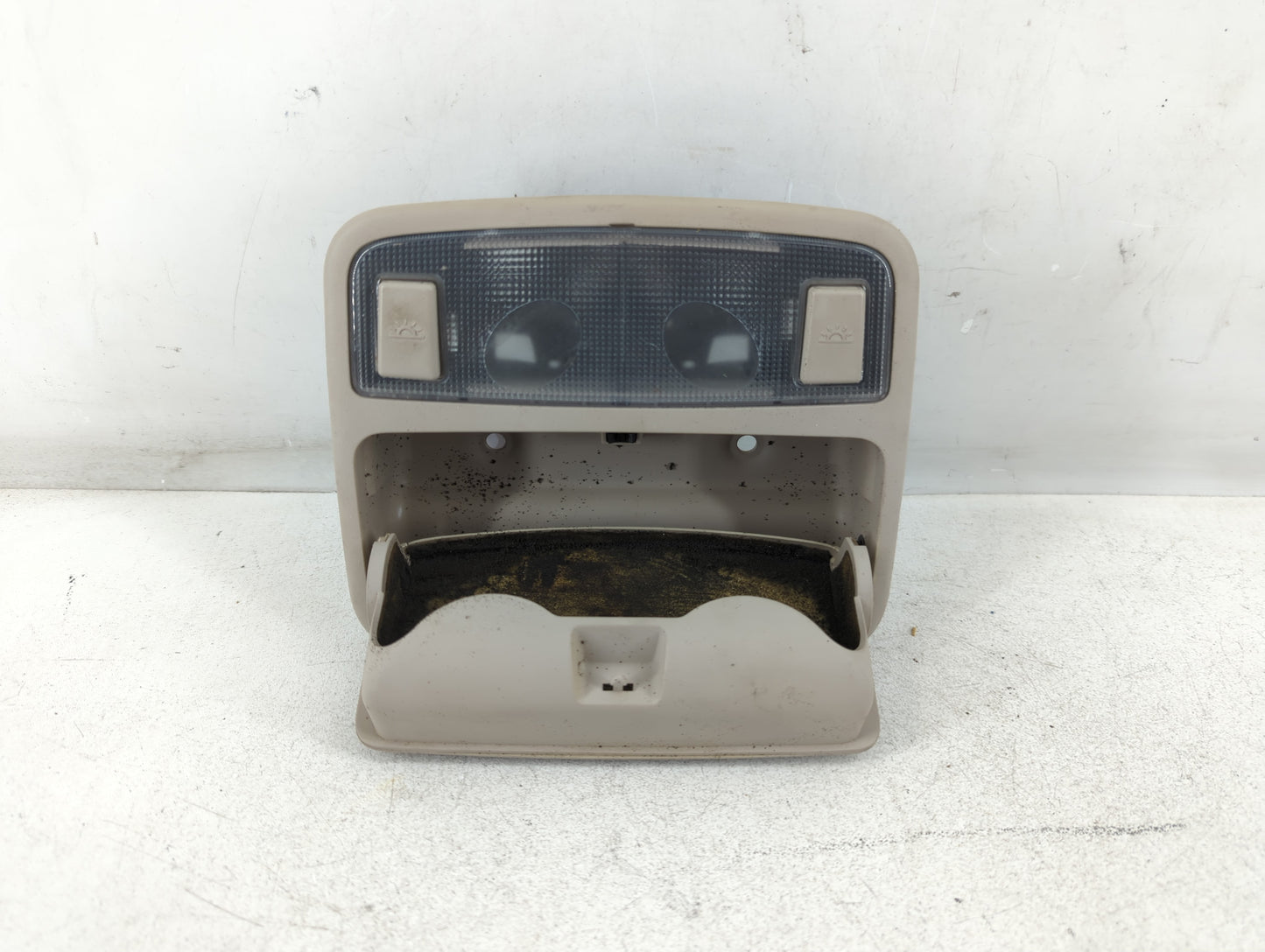 2004 Kia Spectra Overhead Roof Console - Oemusedautoparts1.com