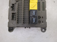 2004-2005 Land Rover Freelander Fusebox Fuse Box Panel Relay Module P/N:YWC500210 53070143A Fits Fits 2004 2005 OEM Used Aut