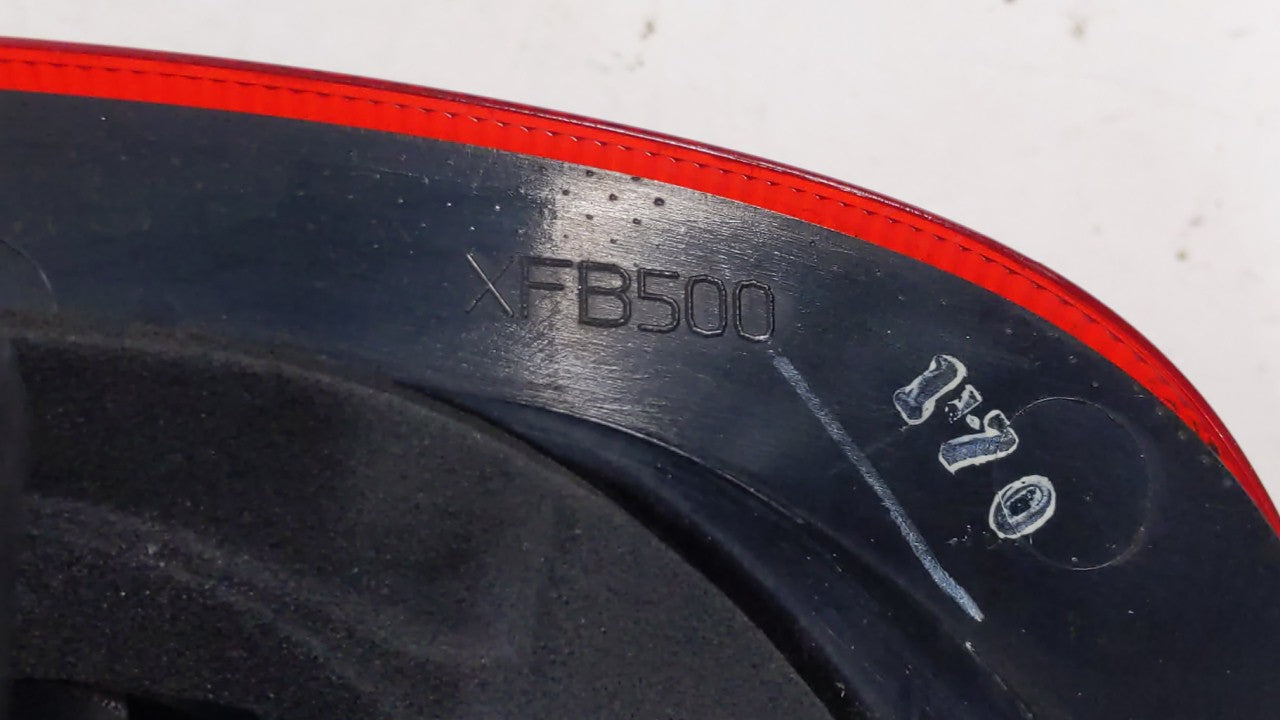 2004-2005 Land Rover Freelander Tail Light Assembly Driver Left OEM Fits Fits 2004 2005 OEM Used Auto Parts - Oemusedautopar