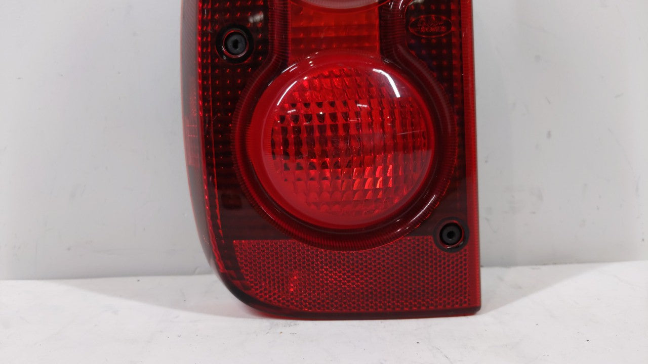 2004-2005 Land Rover Freelander Tail Light Assembly Driver Left OEM Fits Fits 2004 2005 OEM Used Auto Parts - Oemusedautopar