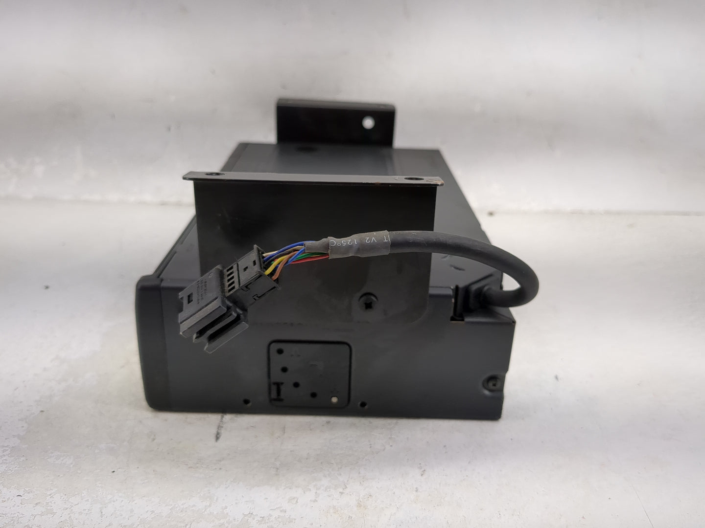 2004 Land Rover Range Rover Radio Cd Changer Xqe000120|1181172 - Oemusedautoparts1.com