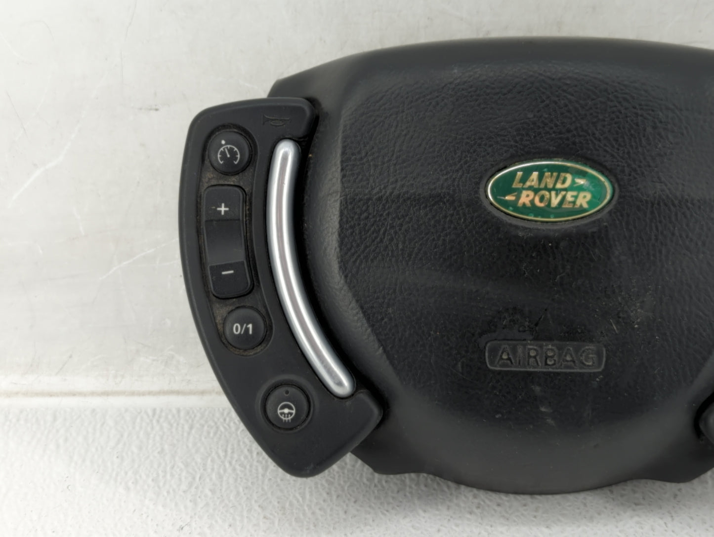 2003-2006 Land Rover Range Rover Air Bag Driver Left Steering Wheel Mounted P/N:61277057D Fits Fits 2003 2004 2005 2006 OEM 