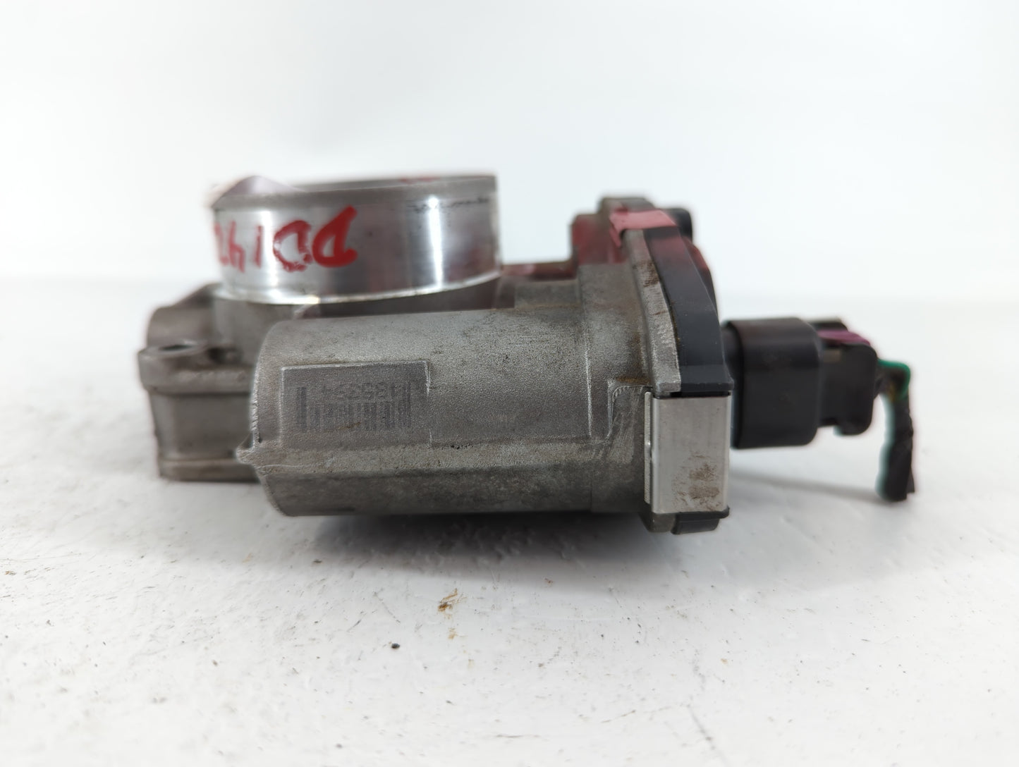 2003-2005 Land Rover Range Rover Throttle Body P/N:186AAE394 Fits Fits 2003 2004 2005 OEM Used Auto Parts - Oemusedautoparts