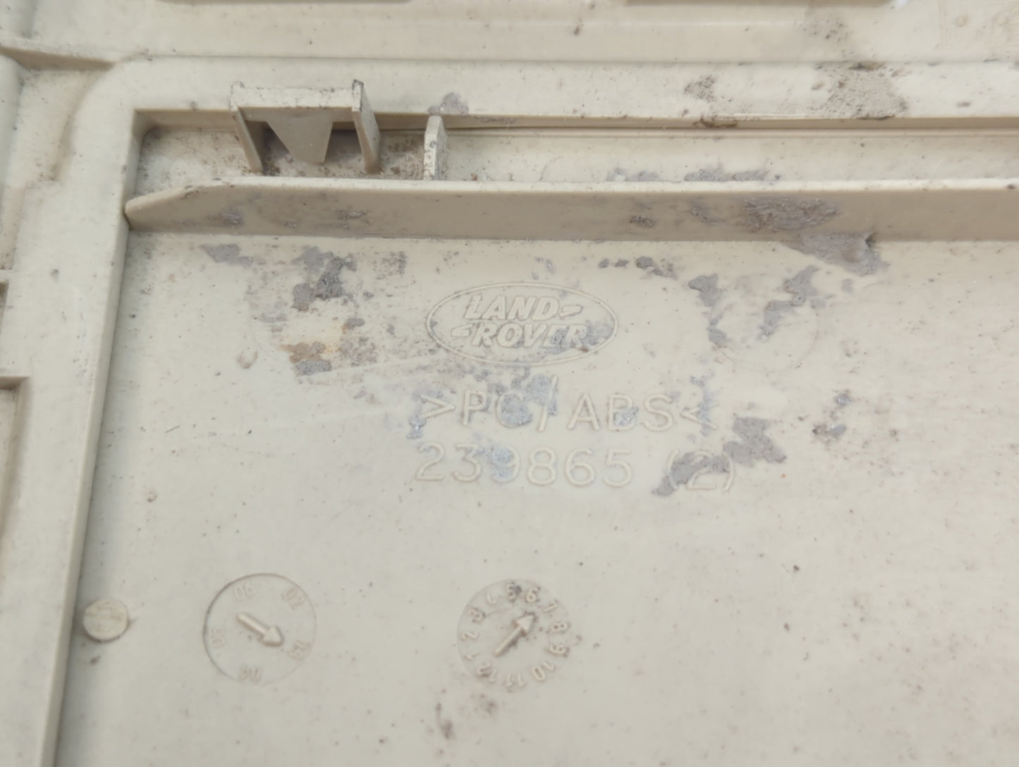 2004 Land Rover Range Rover Overhead Roof Console - Oemusedautoparts1.com