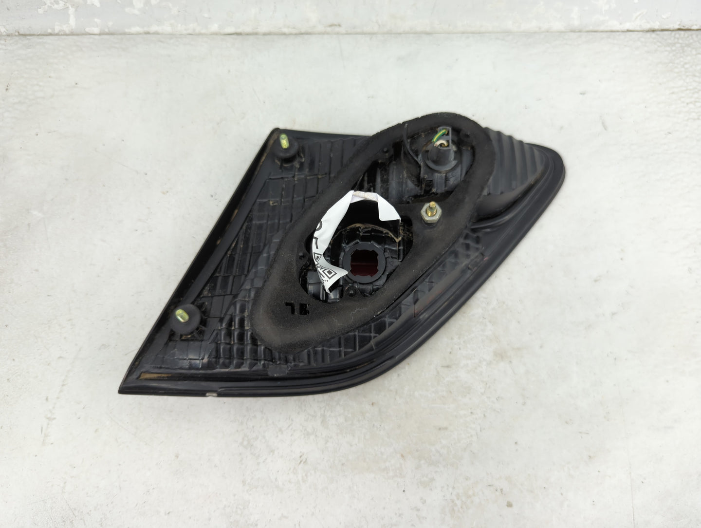 2004 Lexus Es300 Tail Light Assembly Passenger Right OEM Fits OEM Used Auto Parts - Oemusedautoparts1.com