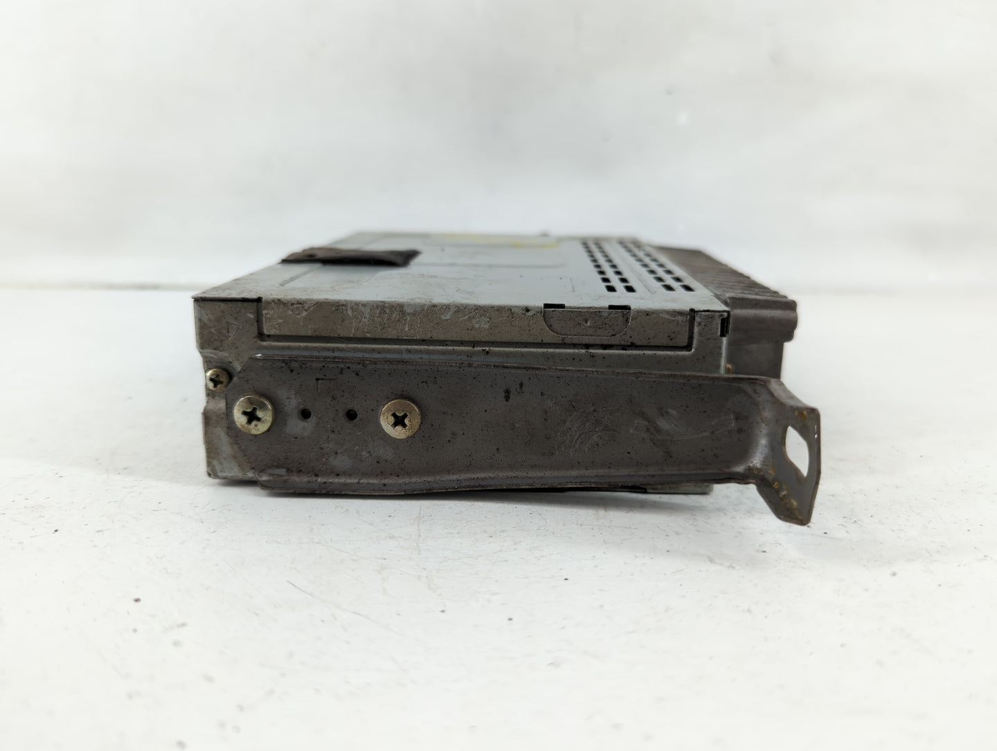 2004-2006 Lexus Es330 Radio AM FM Cd Player Receiver Replacement P/N:86100-33171 Fits Fits 2004 2005 2006 OEM Used Auto Part