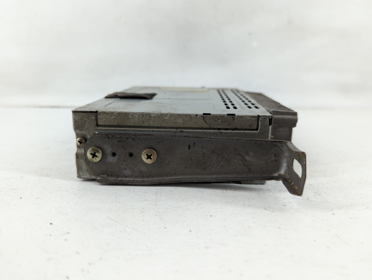 2004-2006 Lexus Es330 Radio AM FM Cd Player Receiver Replacement P/N:86100-33171 Fits Fits 2004 2005 2006 OEM Used Auto Part