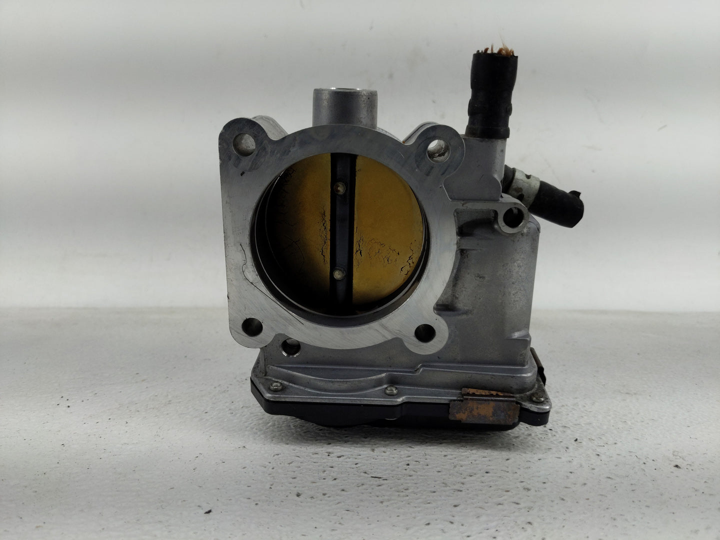 2004-2006 Lexus Es330 Throttle Body P/N:22030-20060 Fits Fits 2003 2004 2005 2006 2007 2008 2009 2010 OEM Used Auto Parts - 