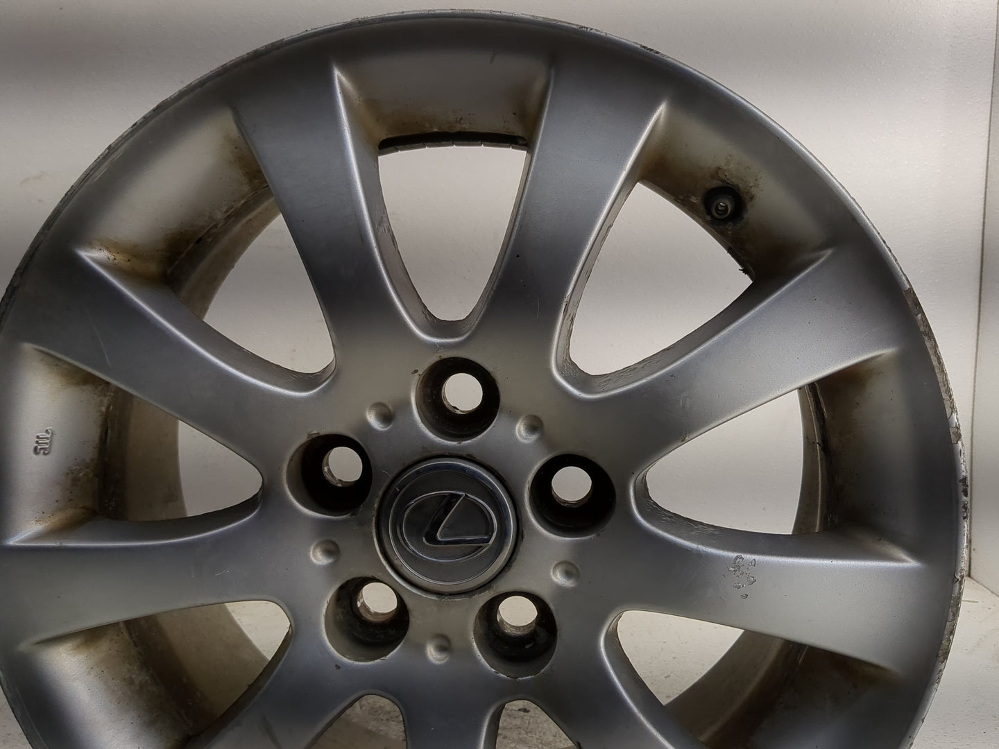 2004-2006 Lexus Es330 Oem Wheel Rim 1351842 - Oemusedautoparts1.com