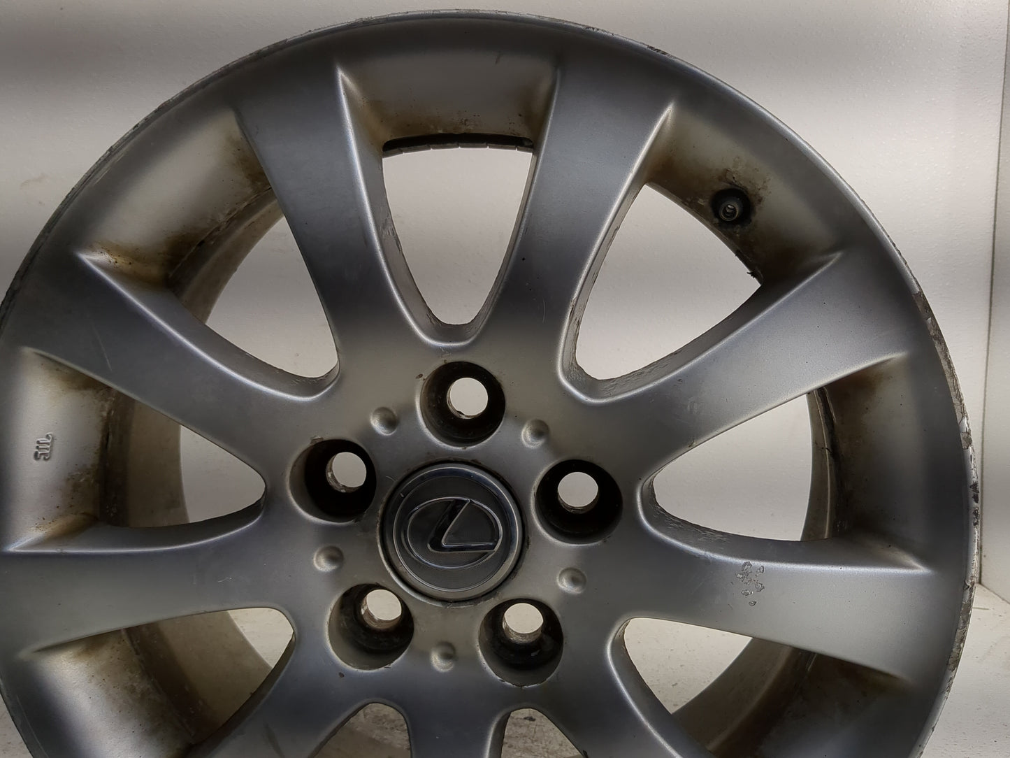 2004-2006 Lexus Es330 Oem Wheel Rim 1351842 - Oemusedautoparts1.com