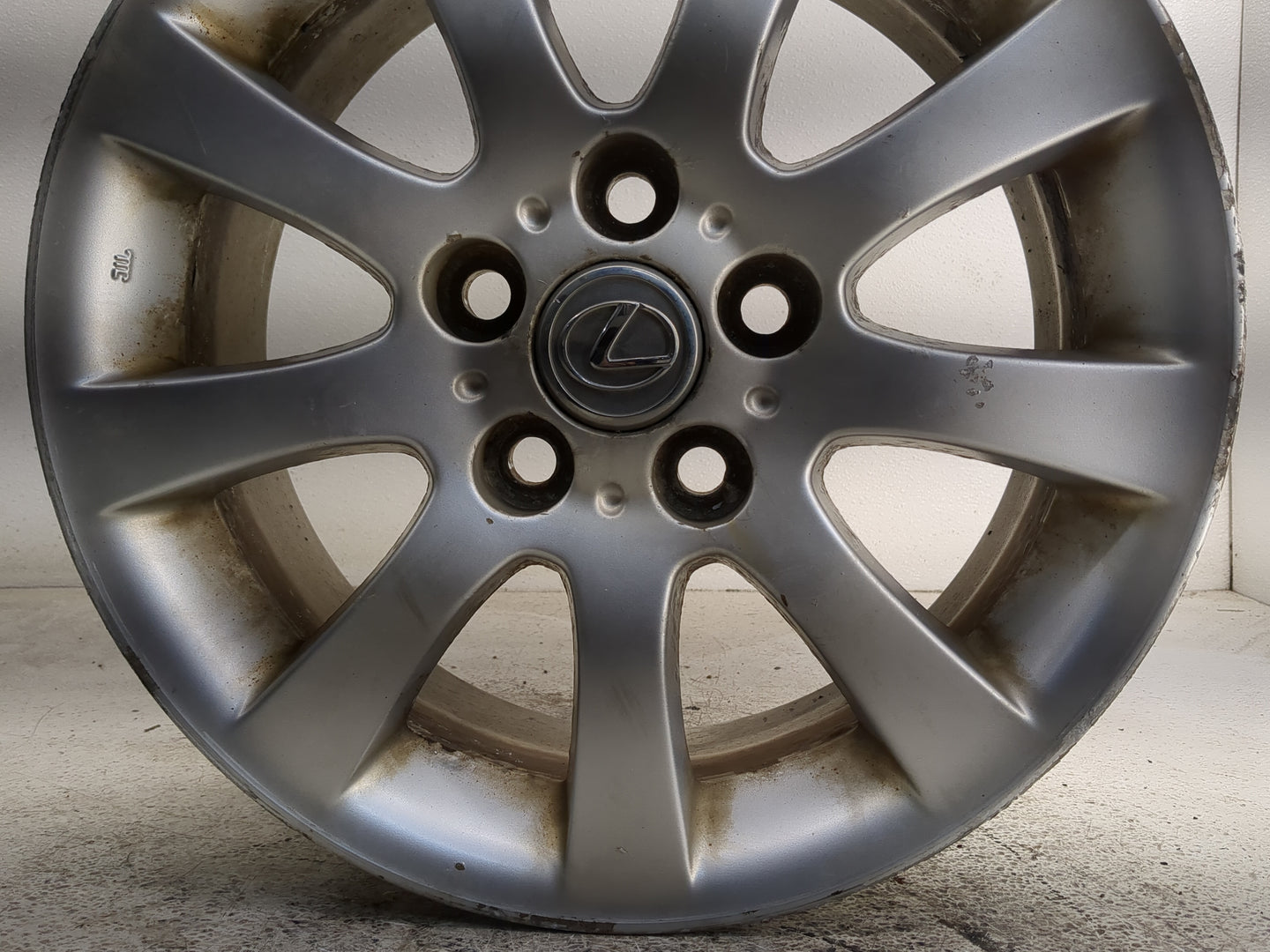 2004-2006 Lexus Es330 Oem Wheel Rim 1351842 - Oemusedautoparts1.com