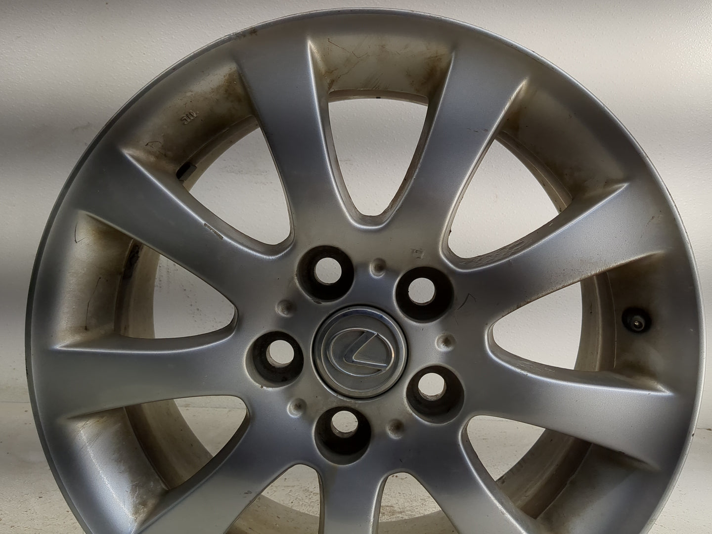 2004-2006 Lexus Es330 Oem Wheel Rim 1351844 - Oemusedautoparts1.com