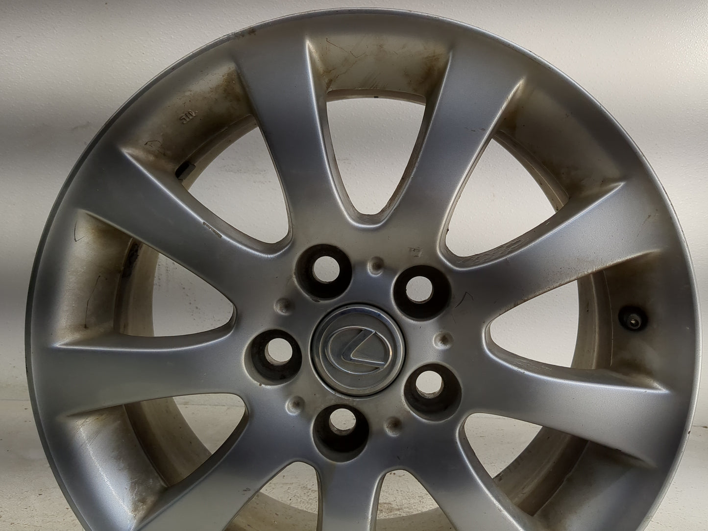 2004-2006 Lexus Es330 Oem Wheel Rim 1351844 - Oemusedautoparts1.com