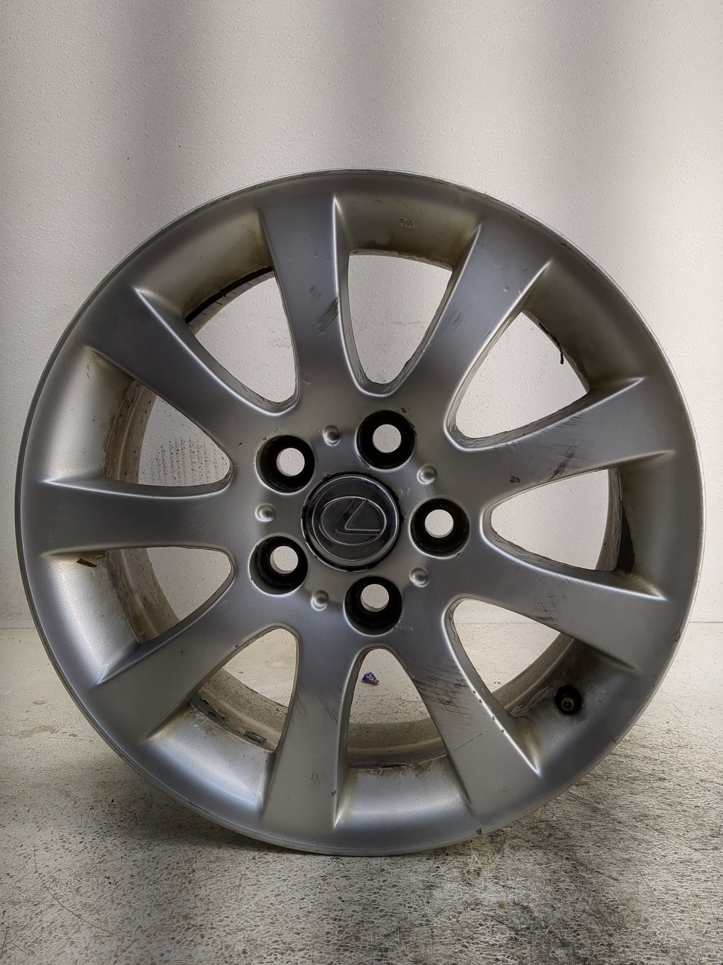 2004-2006 Lexus Es330 Oem Wheel Rim 1351845 - Oemusedautoparts1.com