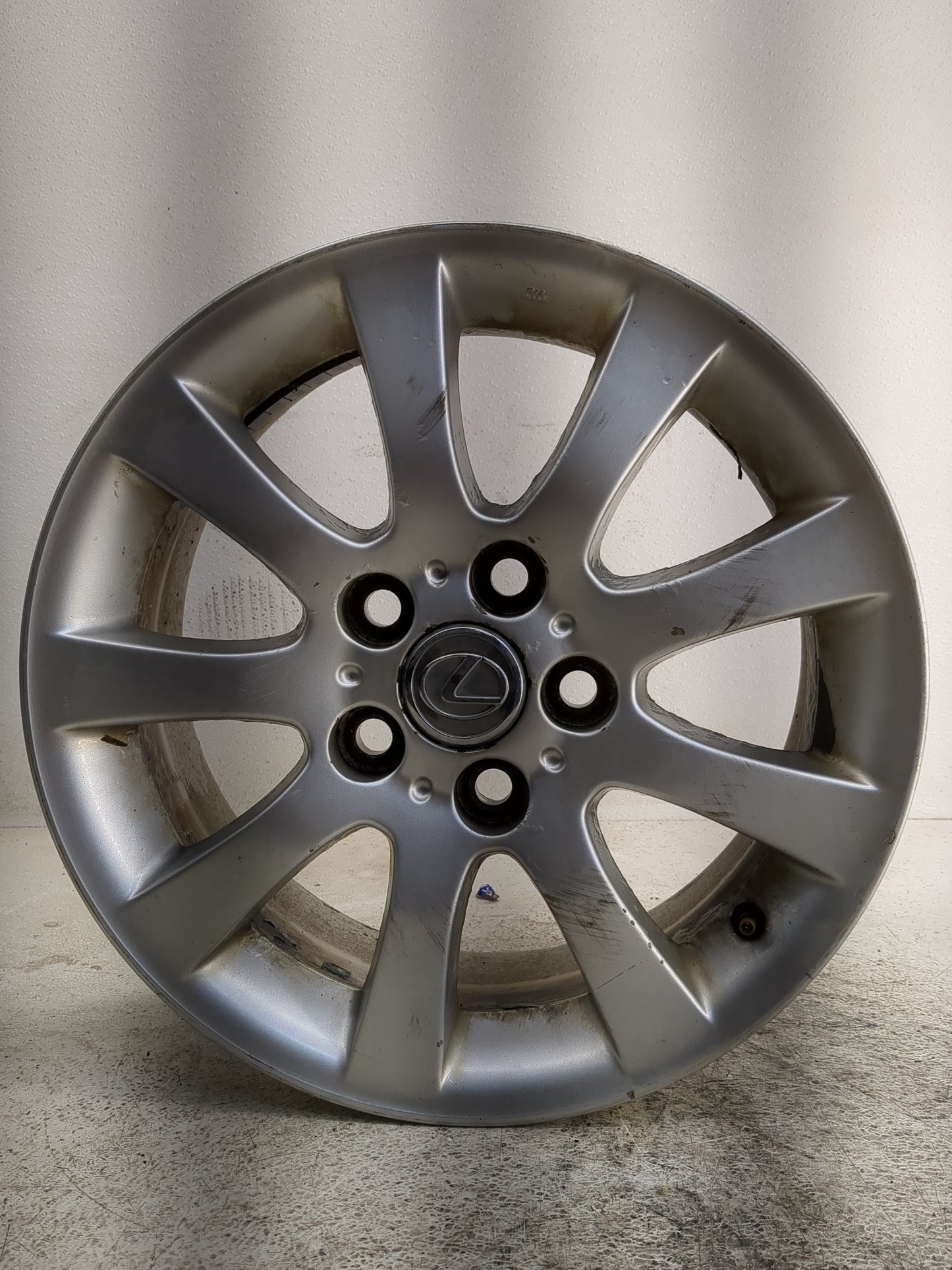 2004-2006 Lexus Es330 Oem Wheel Rim 1351845 - Oemusedautoparts1.com