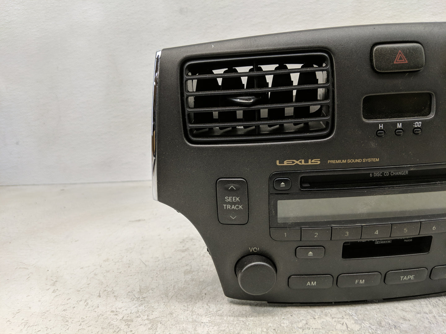 2004-2006 Lexus Es330 Radio AM FM Cd Player Receiver Replacement P/N:55660-33160 Fits Fits 2002 2003 2004 2005 2006 OEM Used