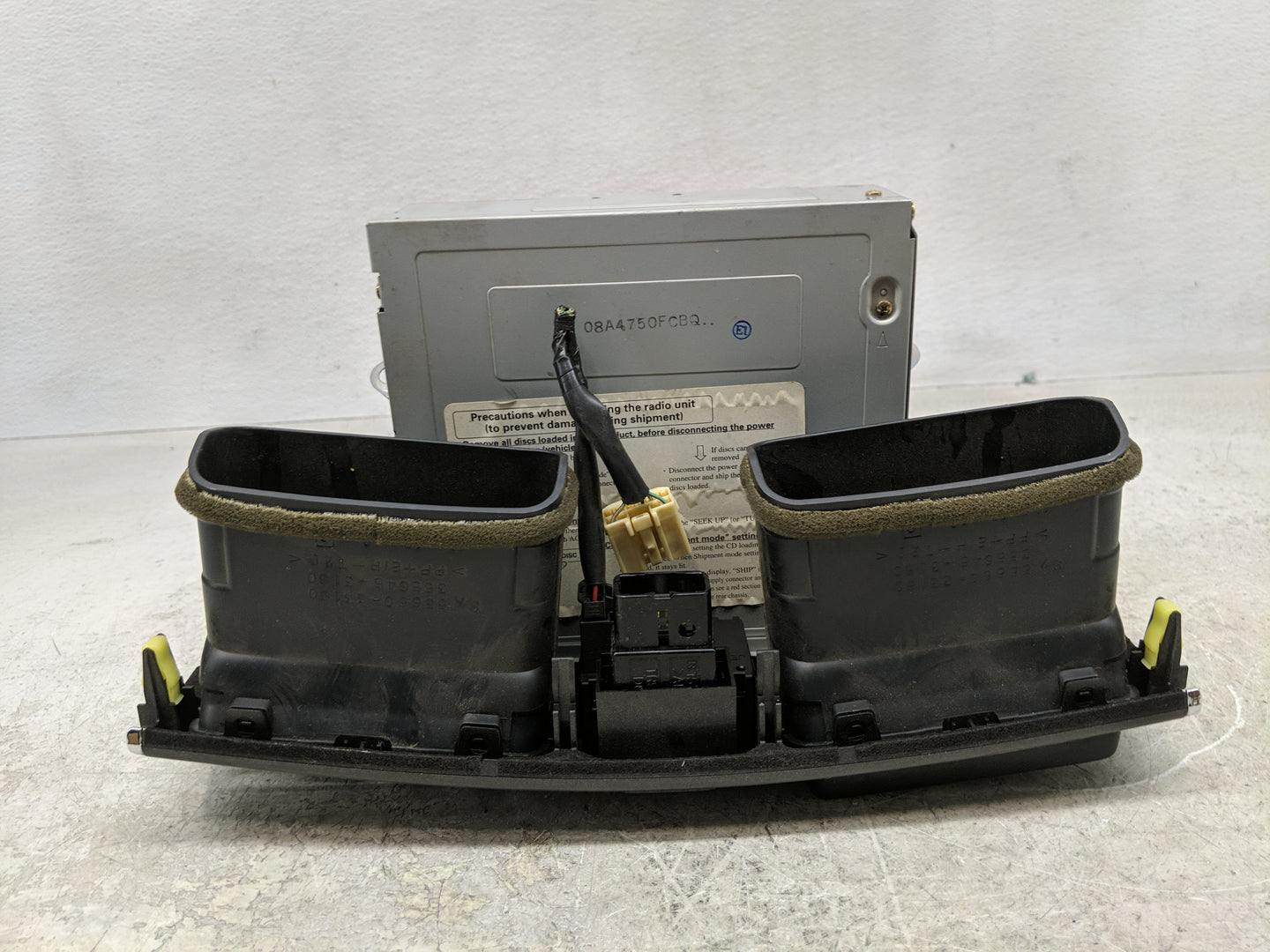 2004-2006 Lexus Es330 Radio AM FM Cd Player Receiver Replacement P/N:55660-33160 Fits Fits 2002 2003 2004 2005 2006 OEM Used