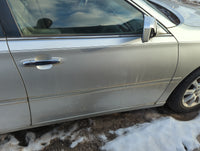 2004-2006 Lexus Es330 Passenger Front Door Oem - Oemusedautoparts1.com