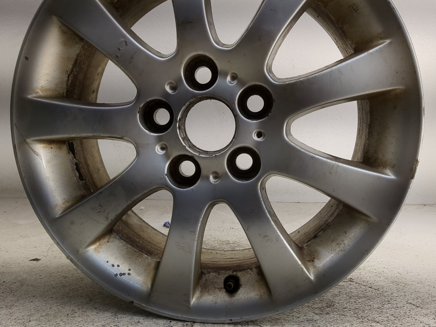 2004-2006 Lexus Es330 Oem Wheel Rim 1373864 - Oemusedautoparts1.com