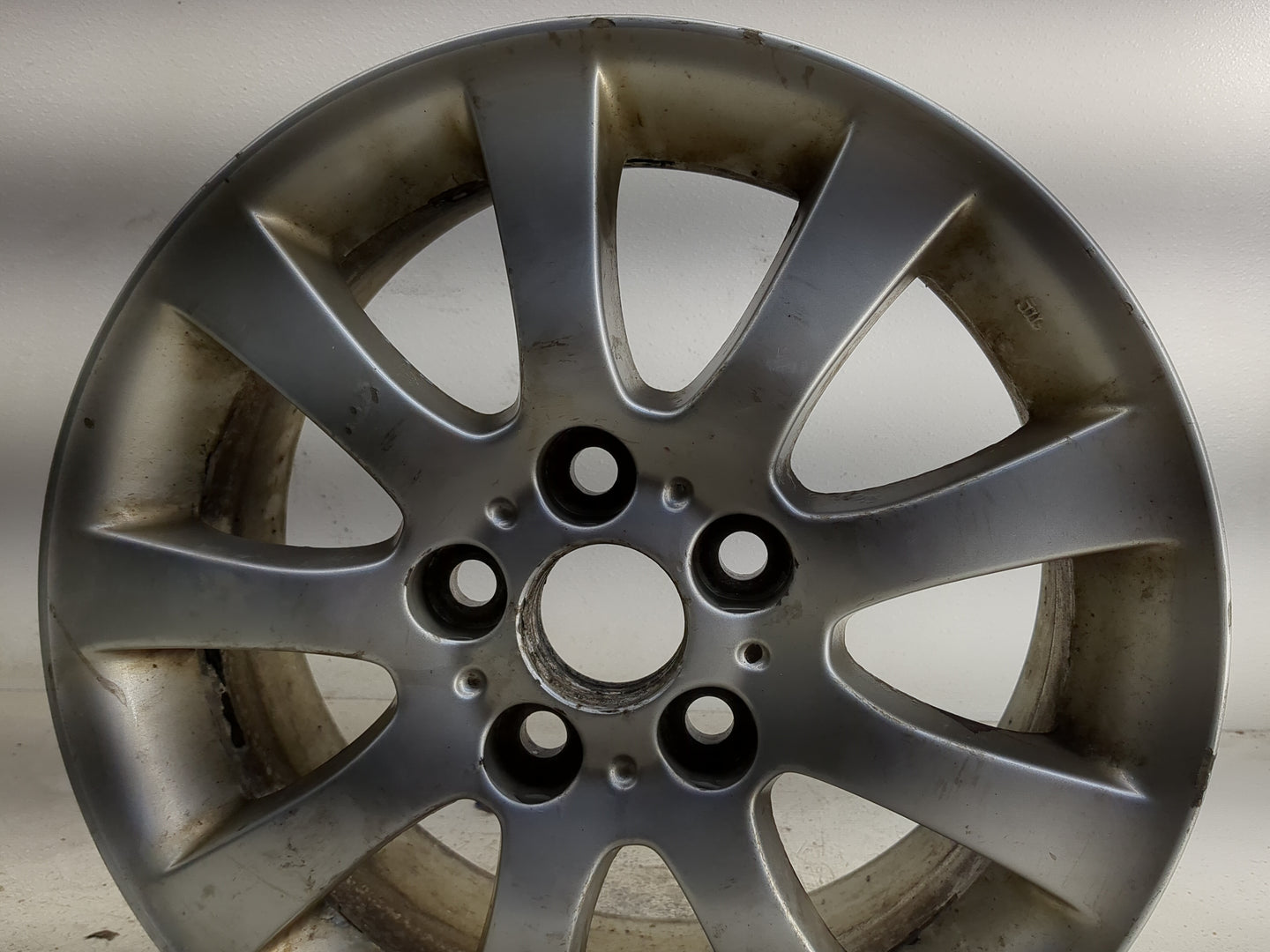 2004-2006 Lexus Es330 Oem Wheel Rim 1373864 - Oemusedautoparts1.com