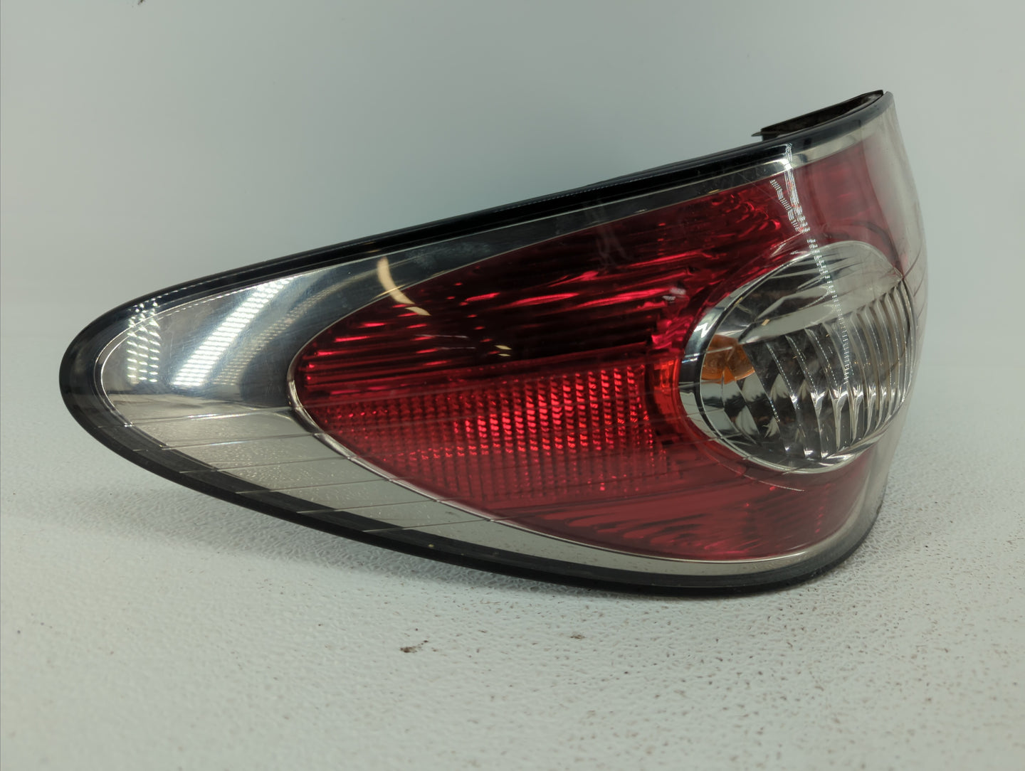 2004 Lexus Es330 Tail Light Assembly Driver Left OEM Fits Fits 2002 2003 OEM Used Auto Parts - Oemusedautoparts1.com