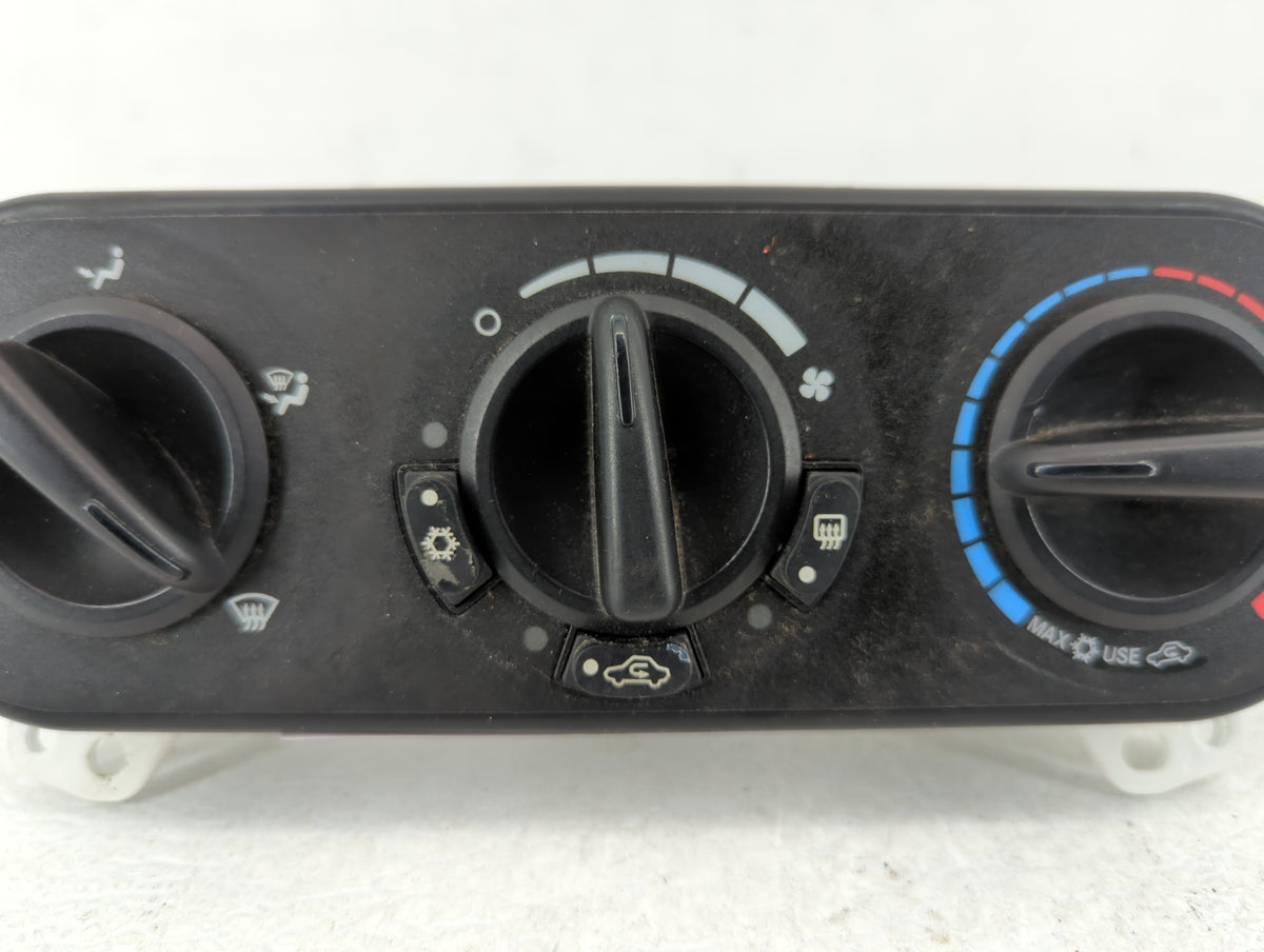 2004-2006 Lexus Es330 Climate Control Module Temperature AC/Heater Replacement P/N:P55111874AF 55900-33680 Fits OEM Used Aut