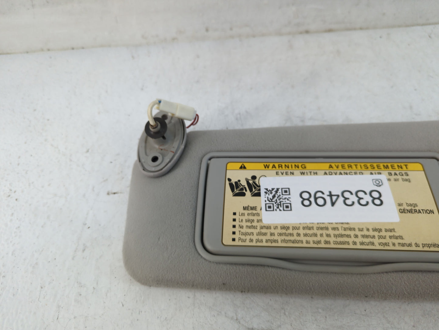 2004 Lexus Es330 Sun Visor Shade Replacement Driver Left Mirror Fits OEM Used Auto Parts - Oemusedautoparts1.com