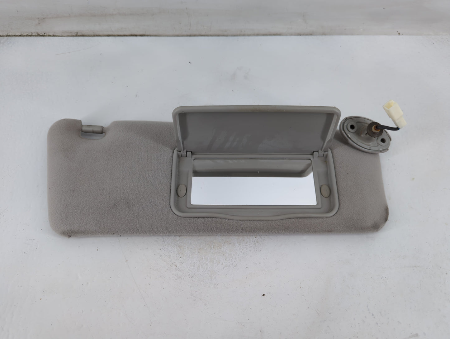 2004 Lexus Es330 Sun Visor Shade Replacement Passenger Right Mirror Fits OEM Used Auto Parts - Oemusedautoparts1.com