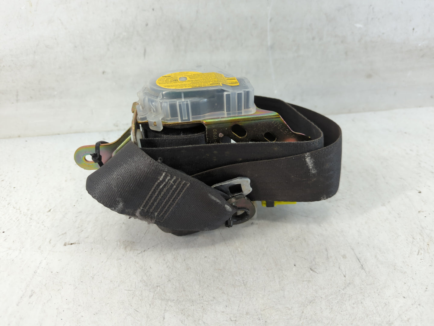 2004-2006 Lexus Es330 Passenger Front Seatbelt Buckle - Oemusedautoparts1.com
