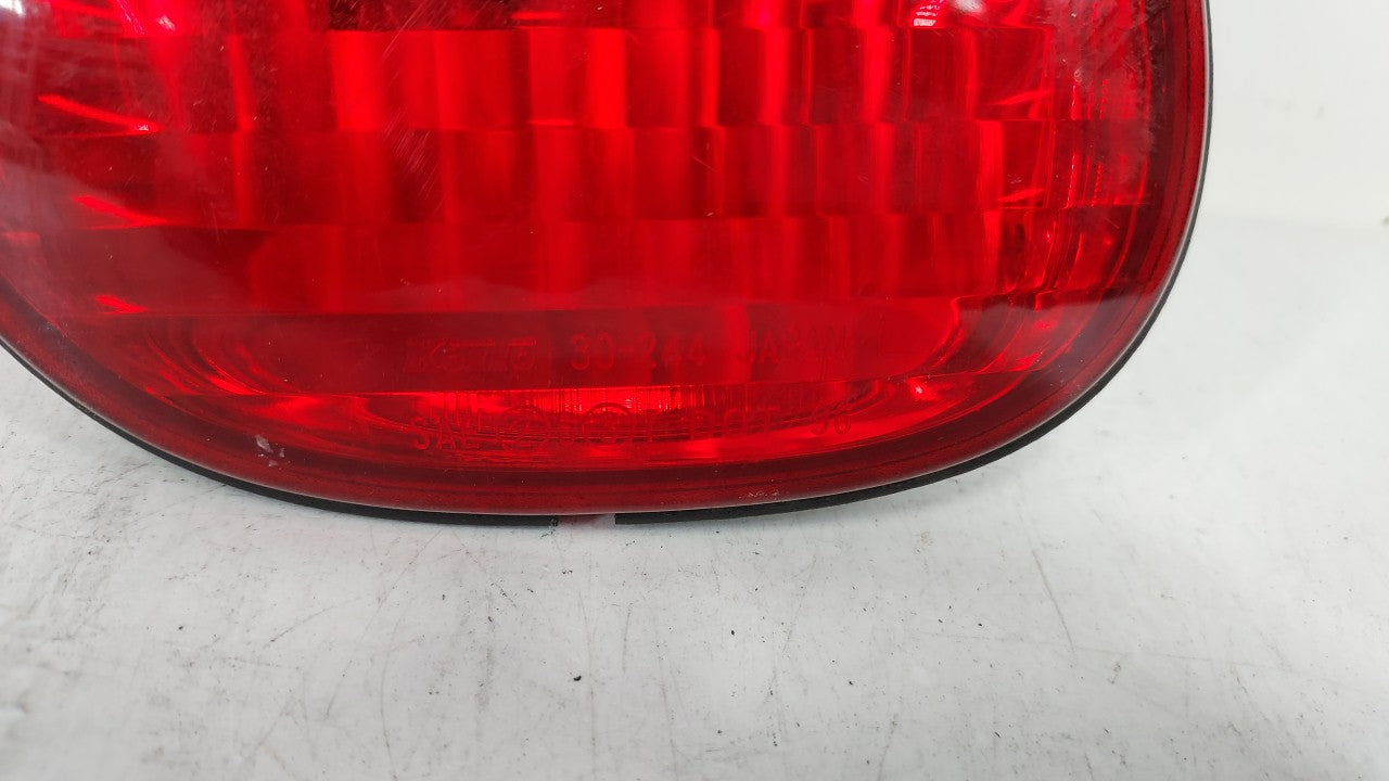 1998-2005 Lexus Gs300 Tail Light Assembly Driver Left OEM Fits Fits 1998 1999 2000 2001 2002 2003 2004 2005 OEM Used Auto Pa