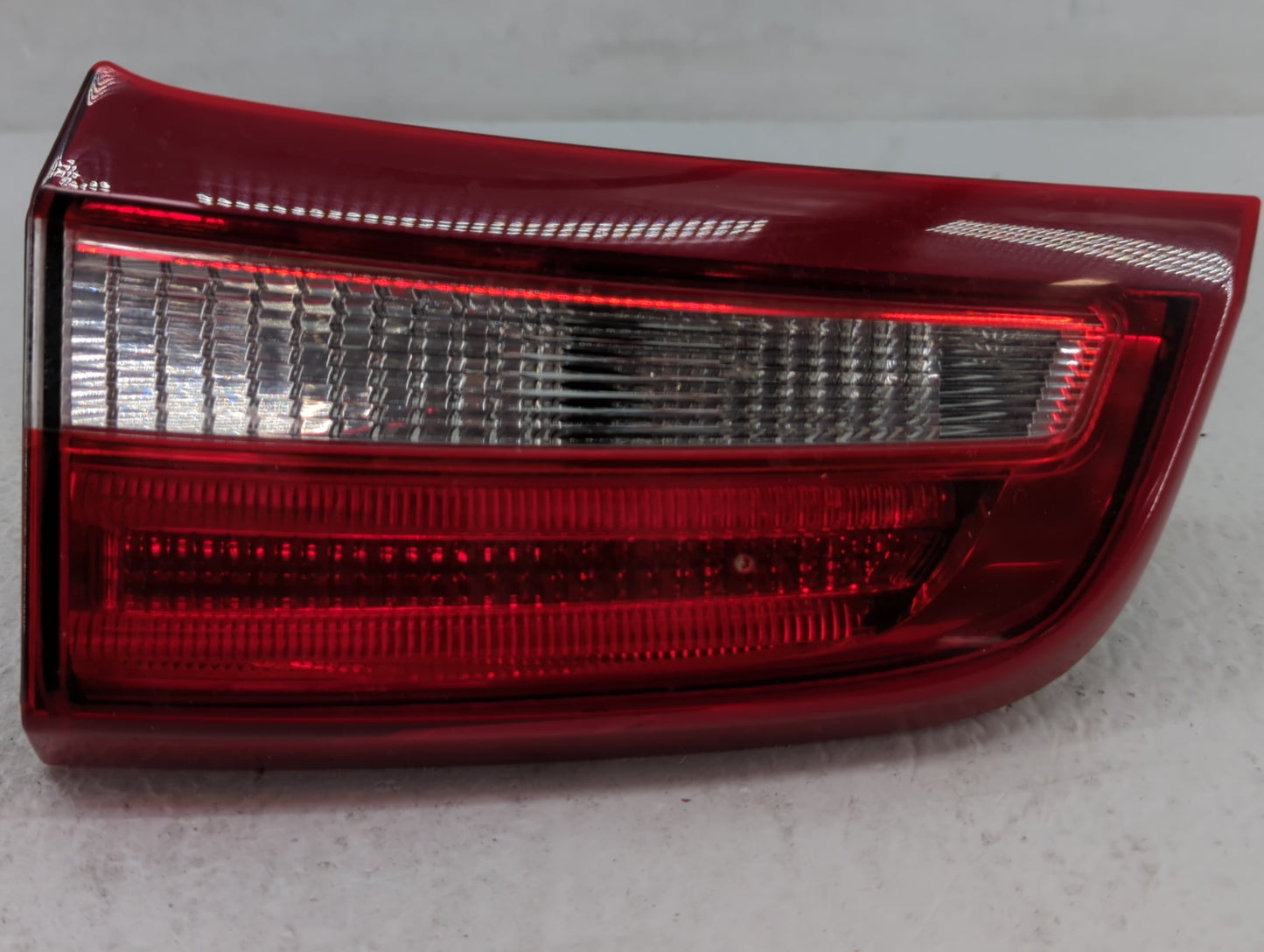 1998-2005 Lexus Gs300 Tail Light Assembly Passenger Right OEM P/N:30796272 Fits Fits 1998 1999 2000 2001 2002 2003 2004 2005