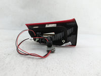 1998-2005 Lexus Gs300 Tail Light Assembly Passenger Right OEM P/N:30796272 Fits Fits 1998 1999 2000 2001 2002 2003 2004 2005