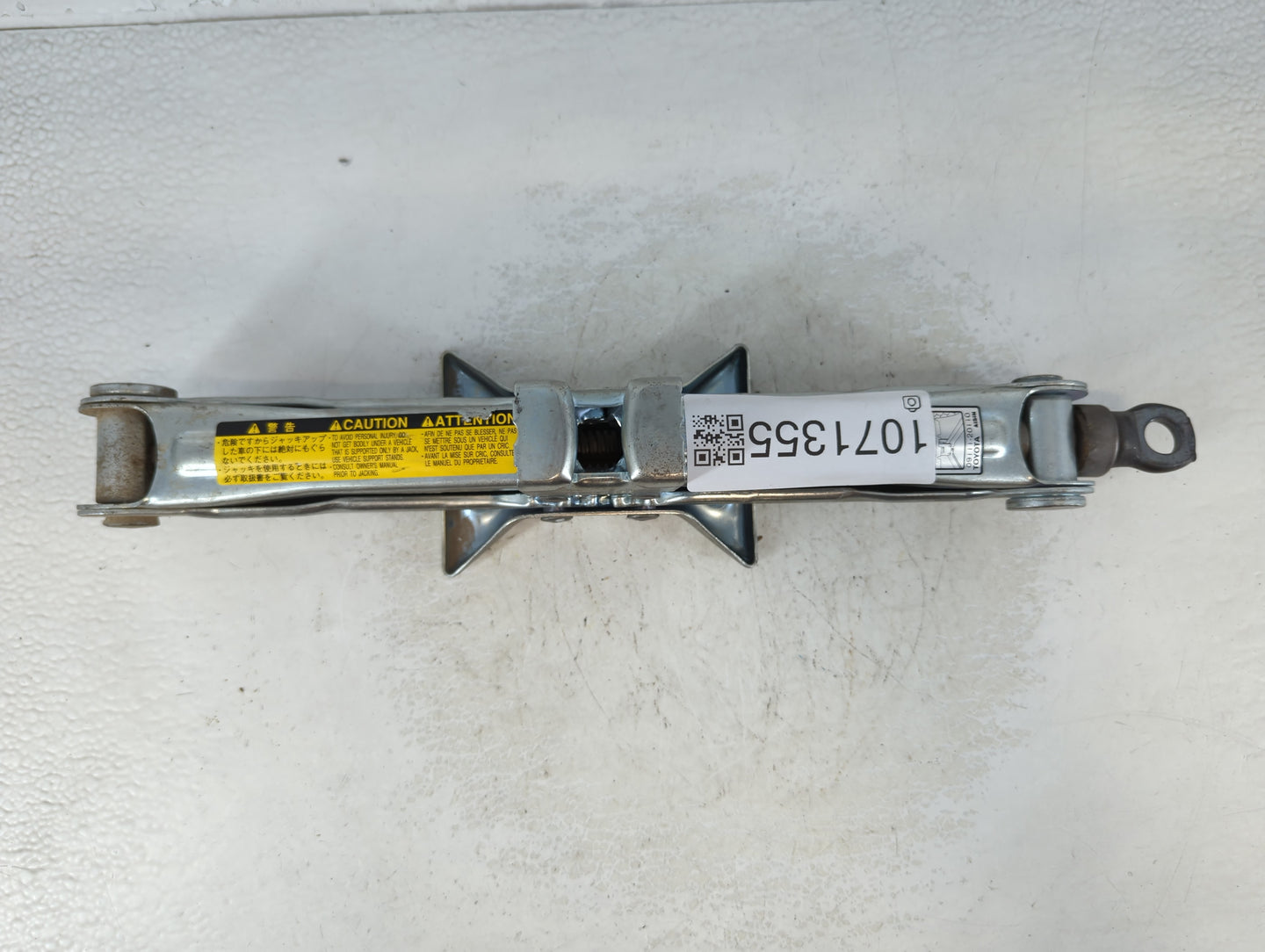2004 Lexus Is300 Spare Scissor Car Jack - Oemusedautoparts1.com