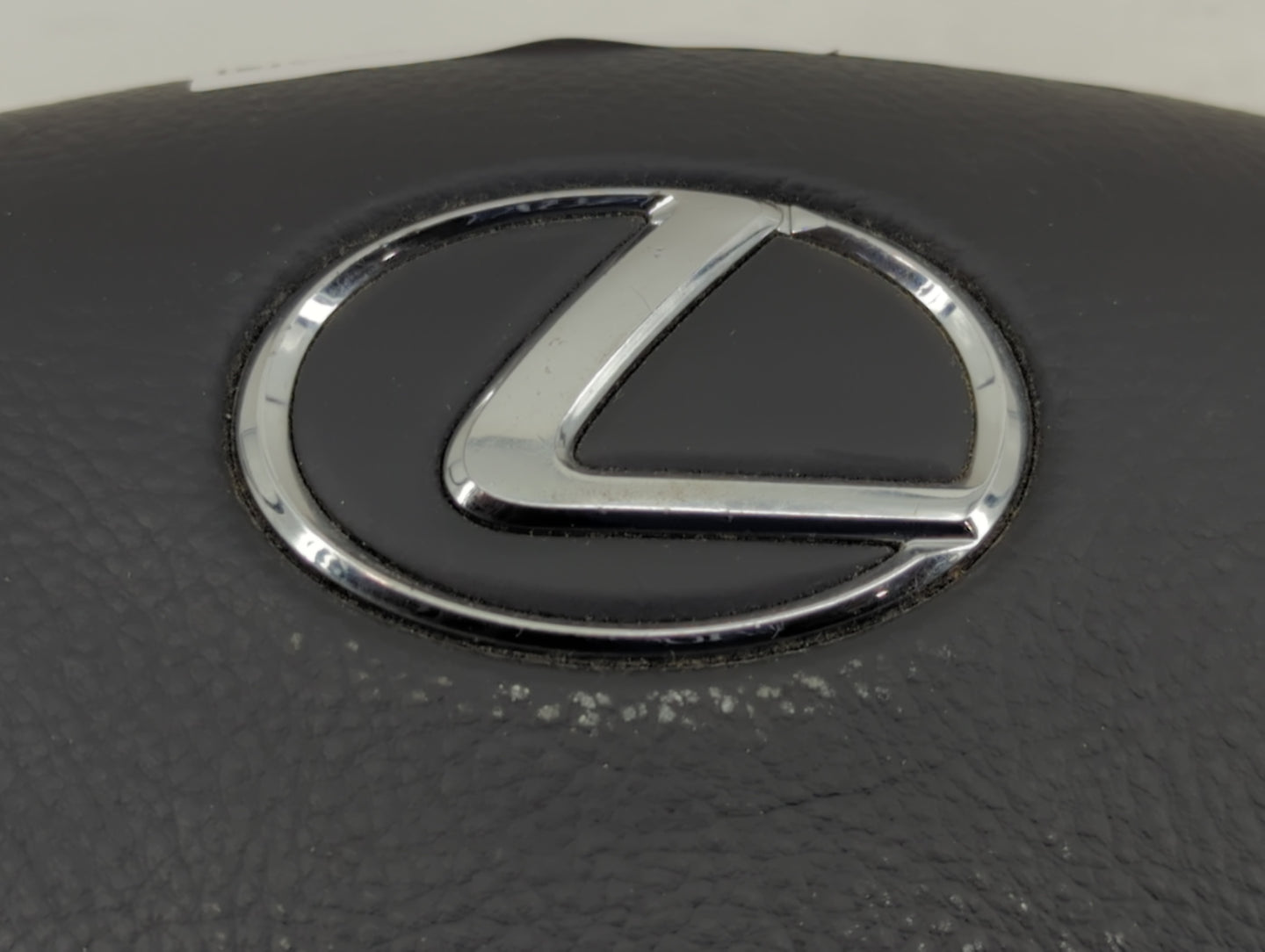 2004 Lexus Rx300 Air Bag Driver Left Steering Wheel Mounted Fits Fits 2005 2006 2007 2008 2009 OEM Used Auto Parts - Oemused