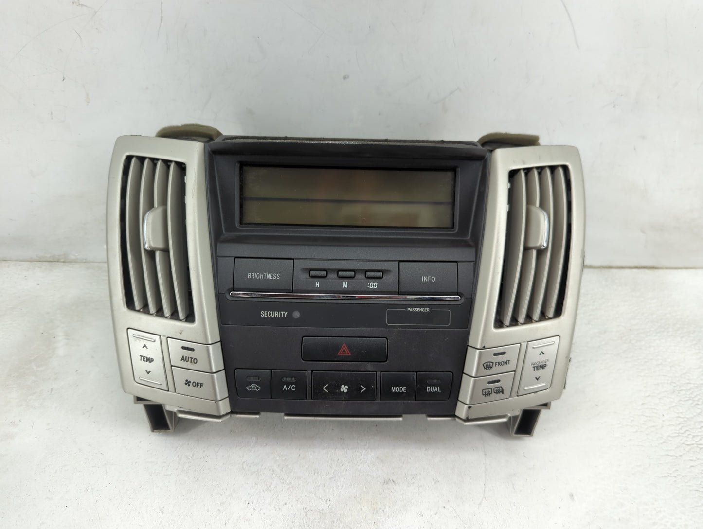 2004-2006 Lexus Rx330 Climate Control Module Temperature AC/Heater Replacement P/N:84010-0E011 Fits OEM Used Auto Parts - Oe