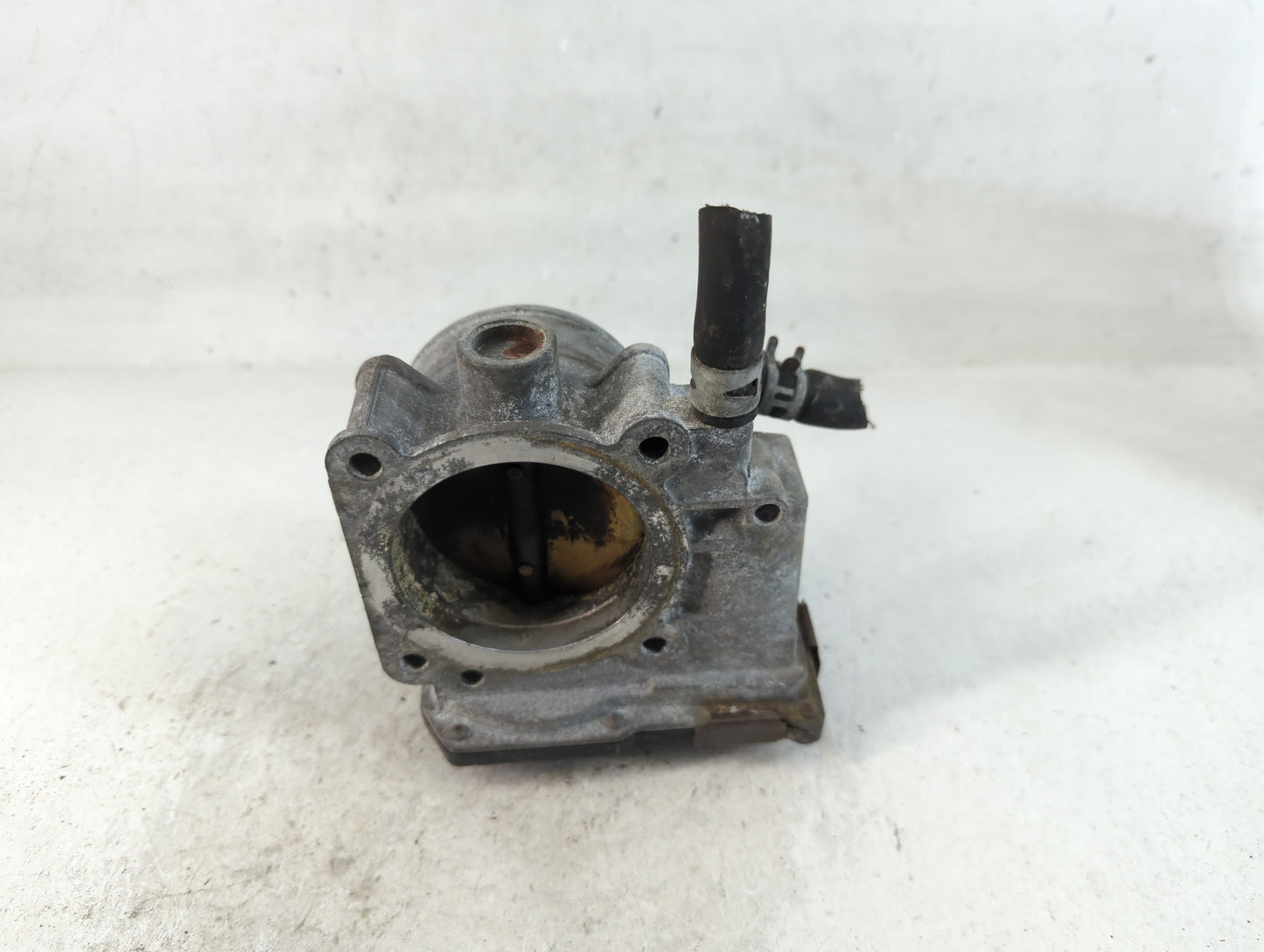 2004-2006 Lexus Rx330 Throttle Body P/N:22030-0A020 Fits Fits 2003 2004 2005 2006 2007 2008 2009 2010 OEM Used Auto Parts - 