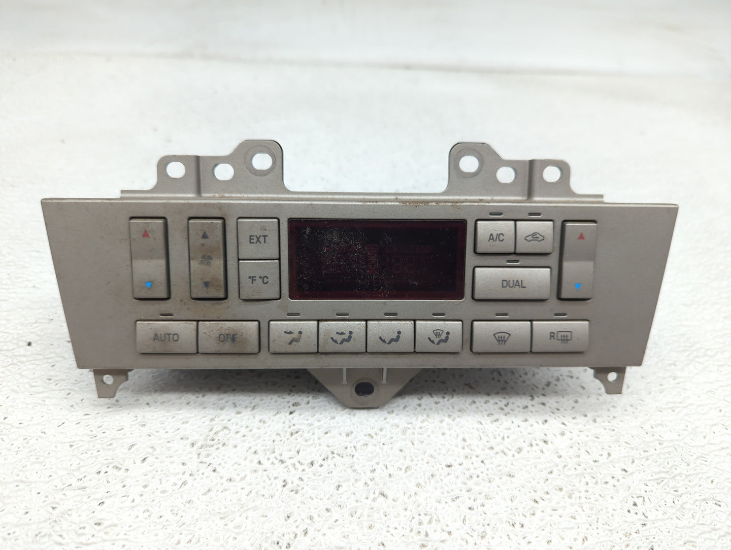 2003-2005 Lincoln Aviator Climate Control Module Temperature AC/Heater Replacement P/N:4C54-18C612-AA 27891021849A Fits OEM 